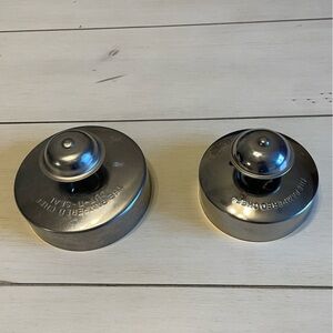 Pampered Chef Cut-N-Seal Bundle of Two.  One is 4 inches and one 3 1/2 inches